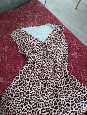 Missguided + Leopard Print Mini Dress in Beige and Black